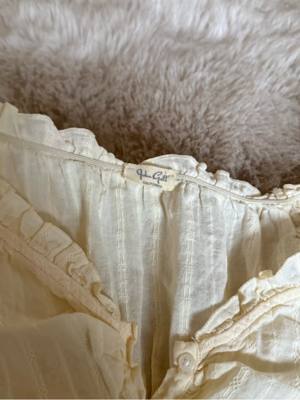 Brandy Melville Cream Ruffle Button-Up Tank - Picture 2 of 3